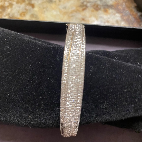 Macys Fine Jewelry Diamond Bracelet Bangle Women’s - Picture 7 of 8